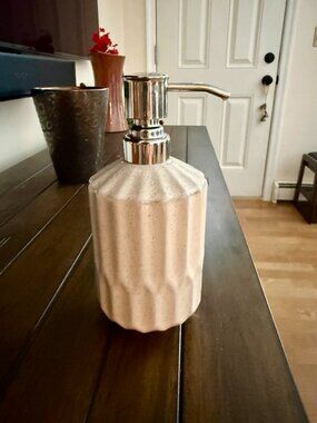 Beige Ceramic Soap Dispenser Farmhouse Lotion Bottle Bathroom & Kitchen Decor